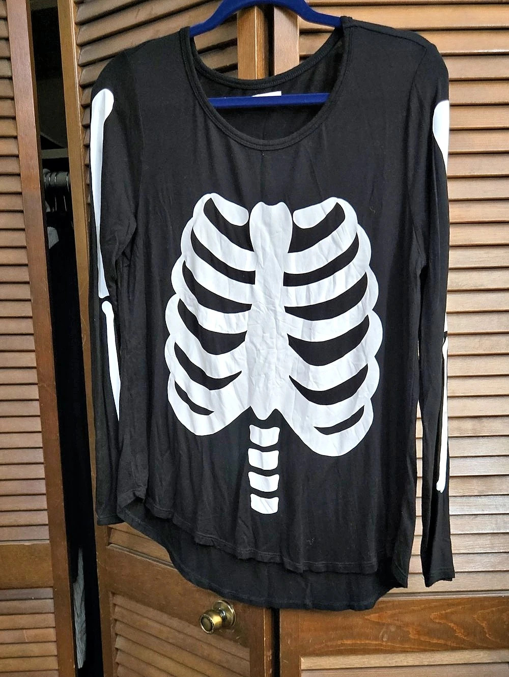 Maurices Skeleton Graphic Long Sleeve Black Small